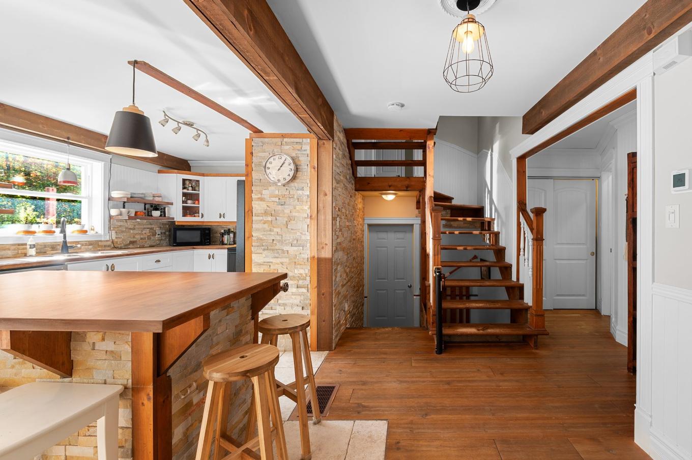 Kitchen - 390 Rue Du Clos-Du-Meunier, Prévost, QC - Indoor Photo Showing Other Room