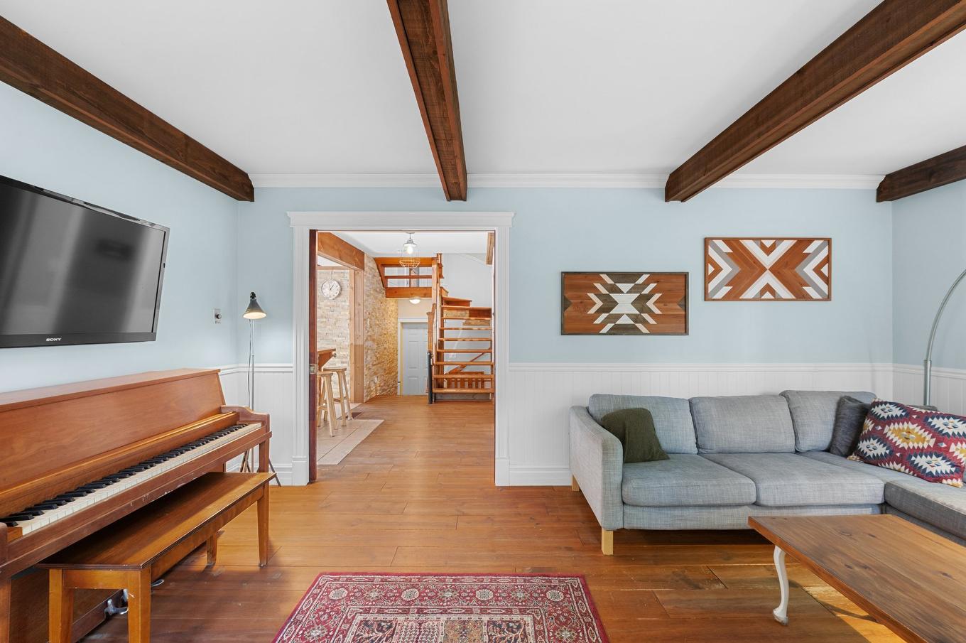Living room - 390 Rue Du Clos-Du-Meunier, Prévost, QC - Indoor Photo Showing Living Room