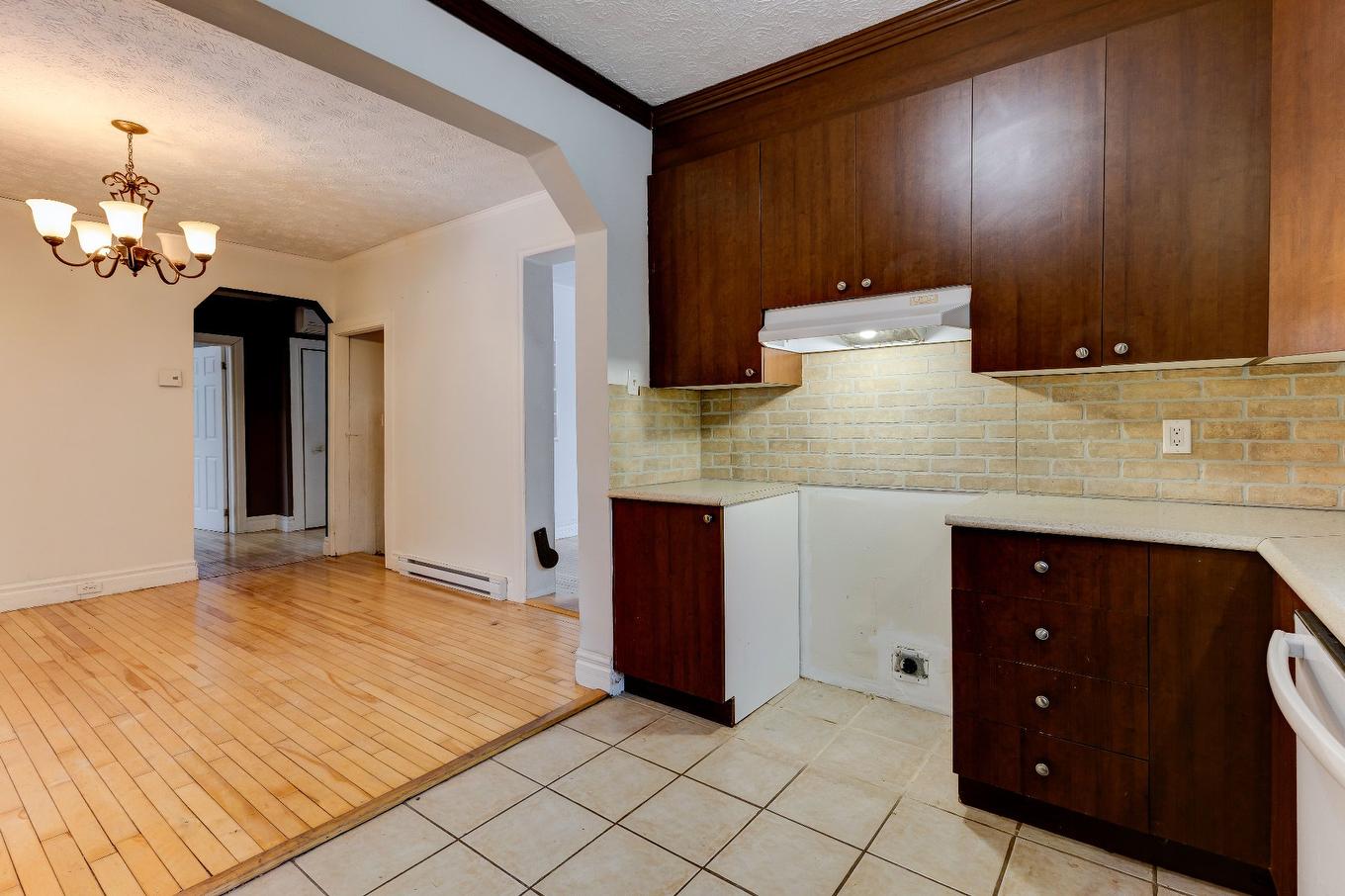 Cuisine - 590 Rue Racine, Farnham, QC - Indoor Photo Showing Kitchen