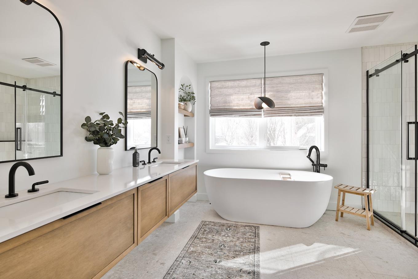 Salle de bains attenante à la CCP - 244 8E Avenue, Richelieu, QC - Indoor Photo Showing Bathroom