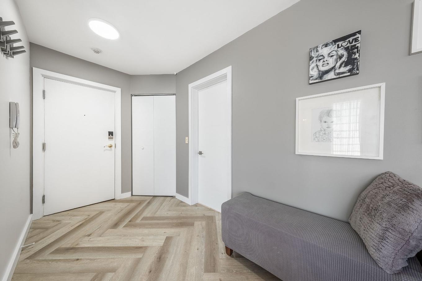 Hall - 473 Rue Lusignan, Montréal (Le Sud-Ouest), QC - Indoor Photo Showing Other Room