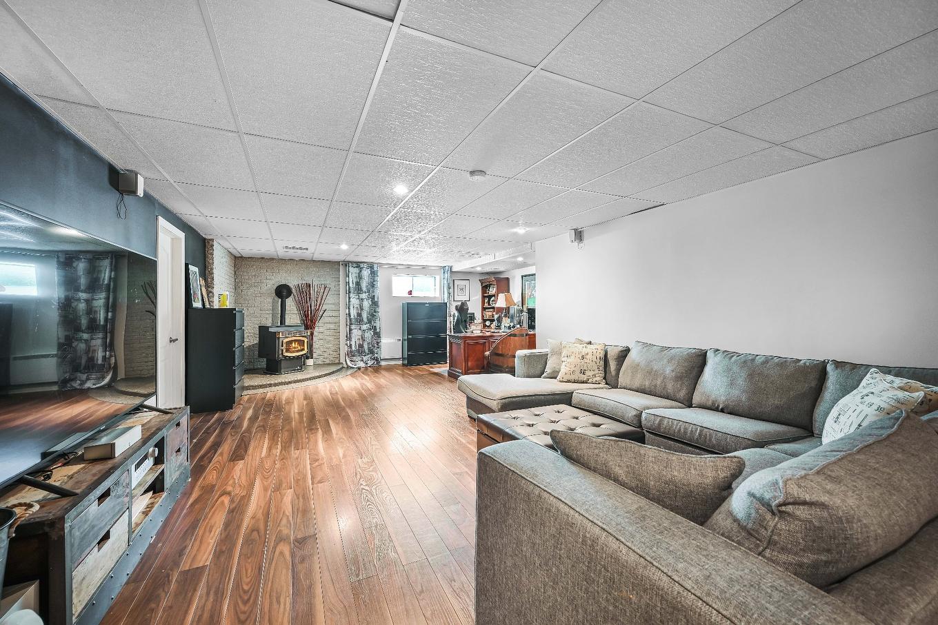 Family room - 225 Rue Dupont, Saint-Jean-Sur-Richelieu, QC - Indoor