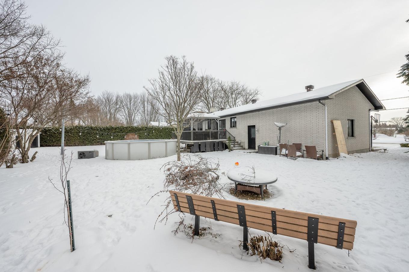 Back facade - 225 Rue Dupont, Saint-Jean-Sur-Richelieu, QC - Outdoor