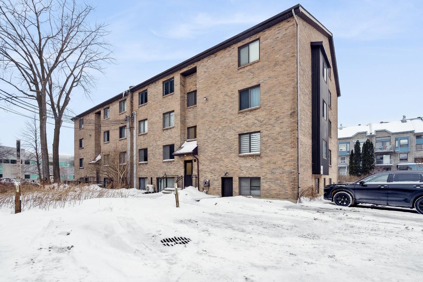Face arrière - 8-1161 Crois. Du Collège, Montréal (Lasalle), QC - Outdoor With Facade