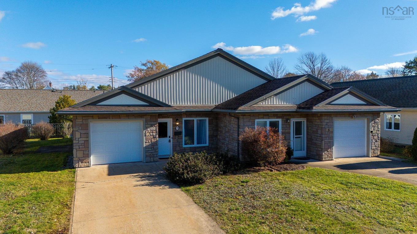 7 Harris Place, Wolfville, NS