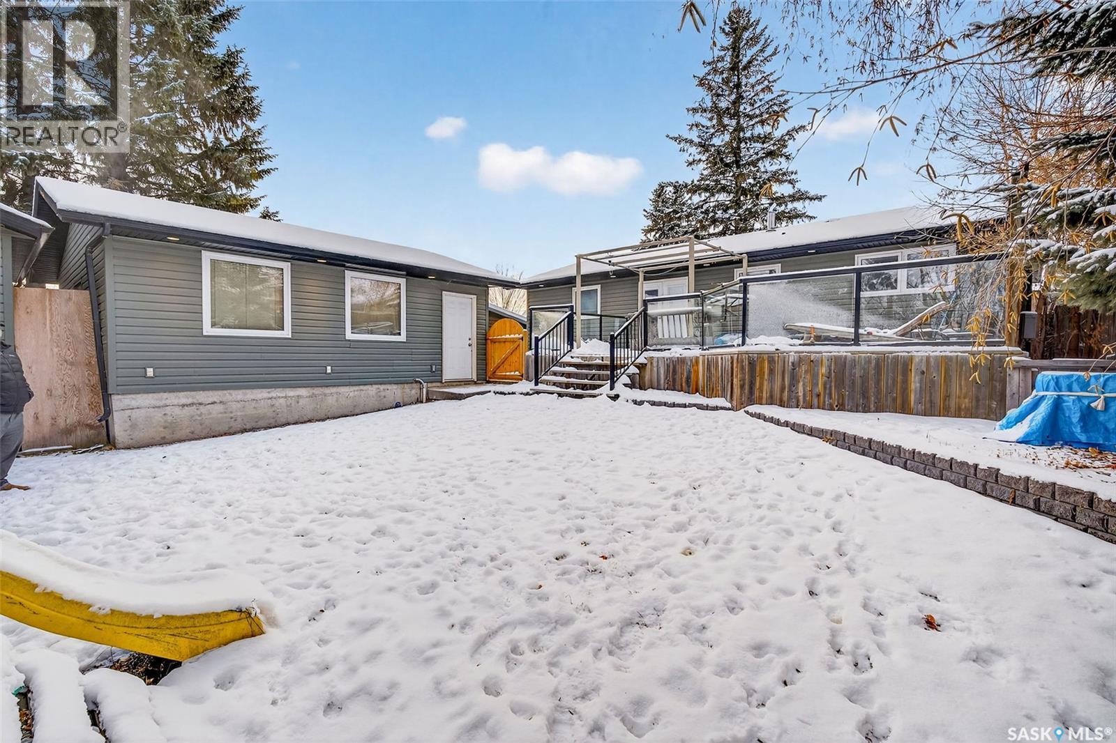 418 Tennant Way, Saskatoon, SK - Outdoor