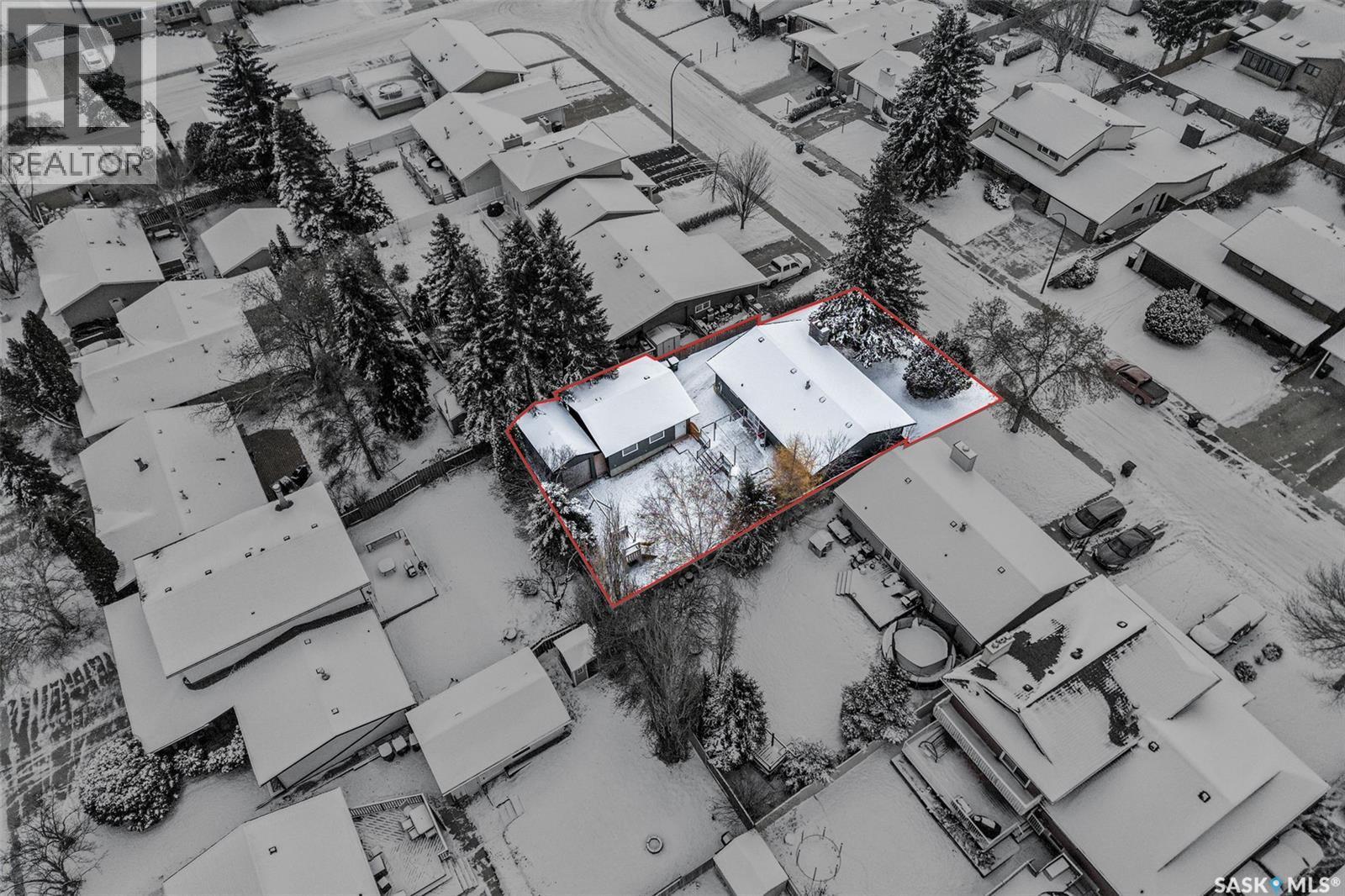 418 Tennant Way, Saskatoon, SK - Outdoor With View