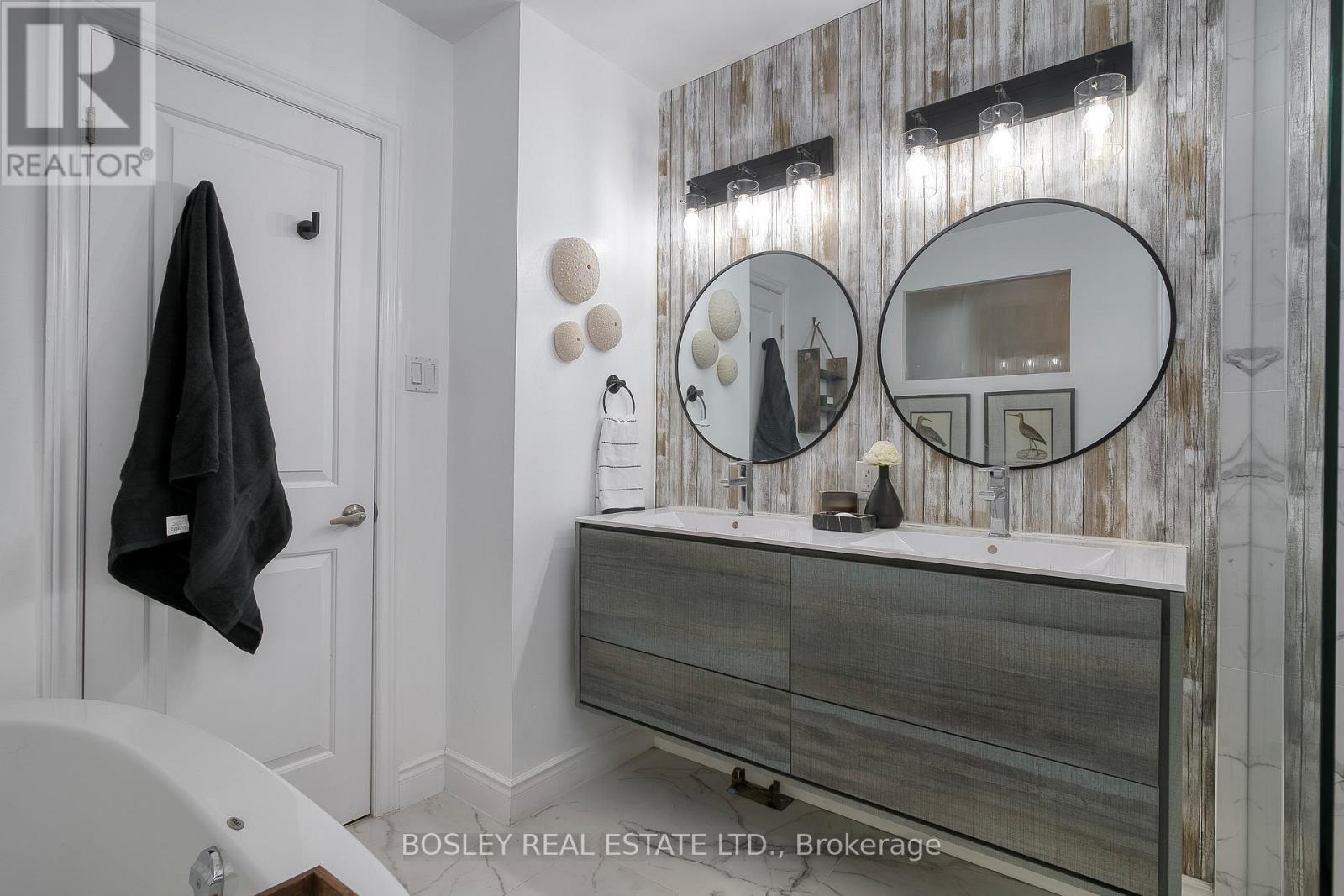 2972 Oslo Crescent, Mississauga, ON - Indoor Photo Showing Bathroom