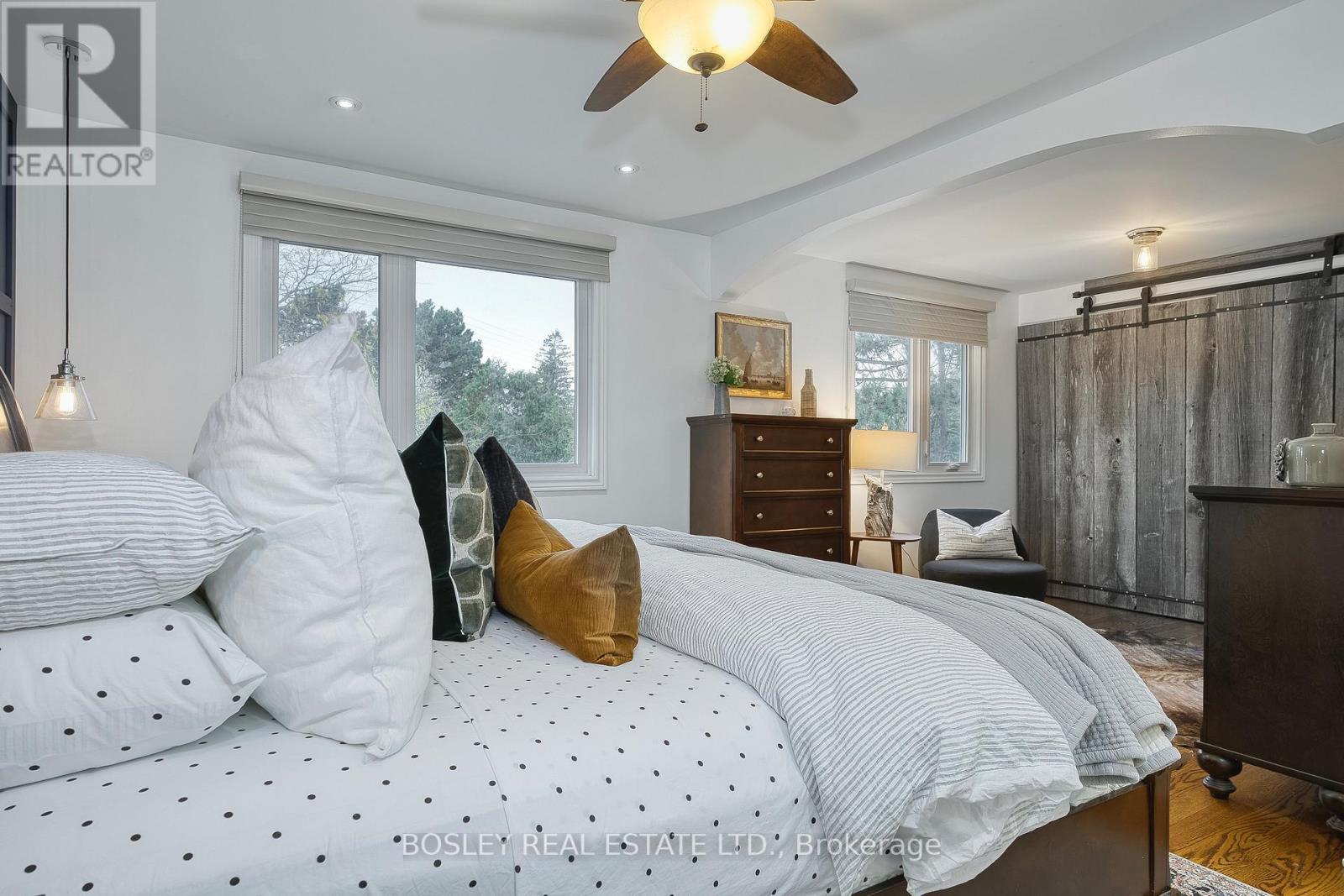 2972 Oslo Crescent, Mississauga, ON - Indoor Photo Showing Bedroom