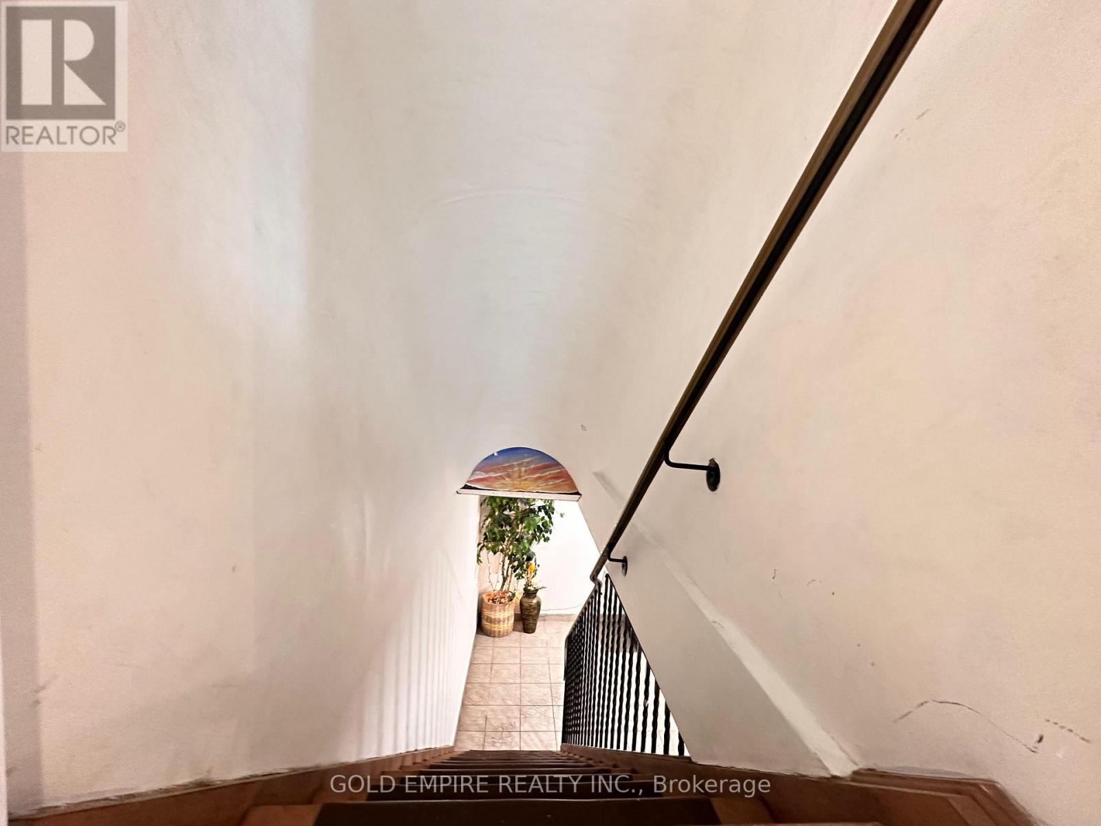 1487 Dundas Street, London East (East N), ON