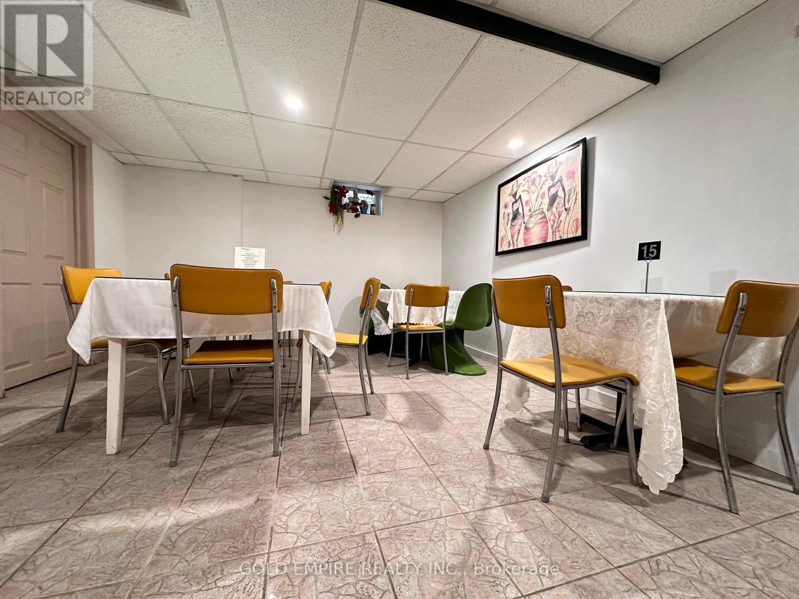 1487 Dundas Street, London East (East N), ON