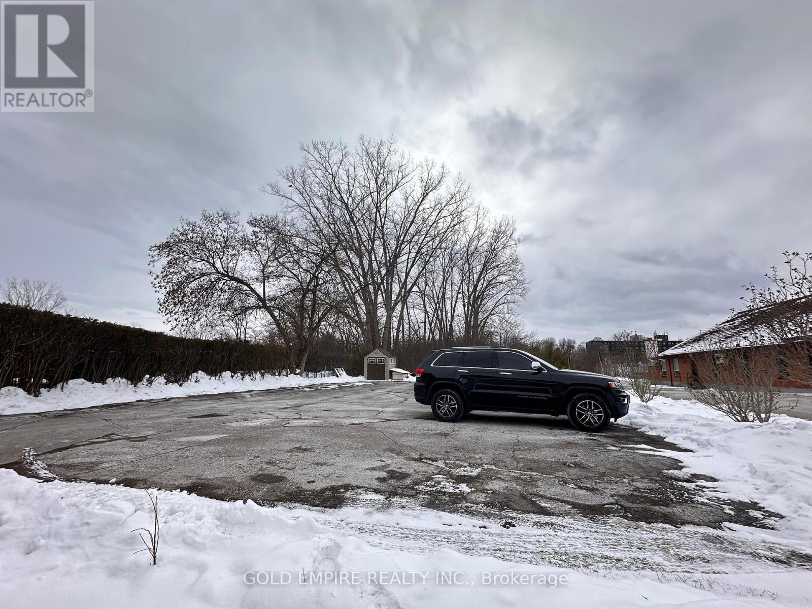 1487 Dundas Street, London East (East N), ON