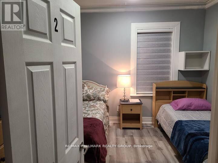 474 Somerset Street W, Ottawa, ON