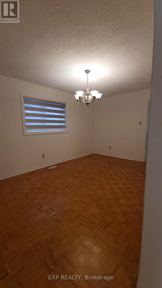 4483 Radisson Crescent, Mississauga, ON - Indoor Photo Showing Other Room