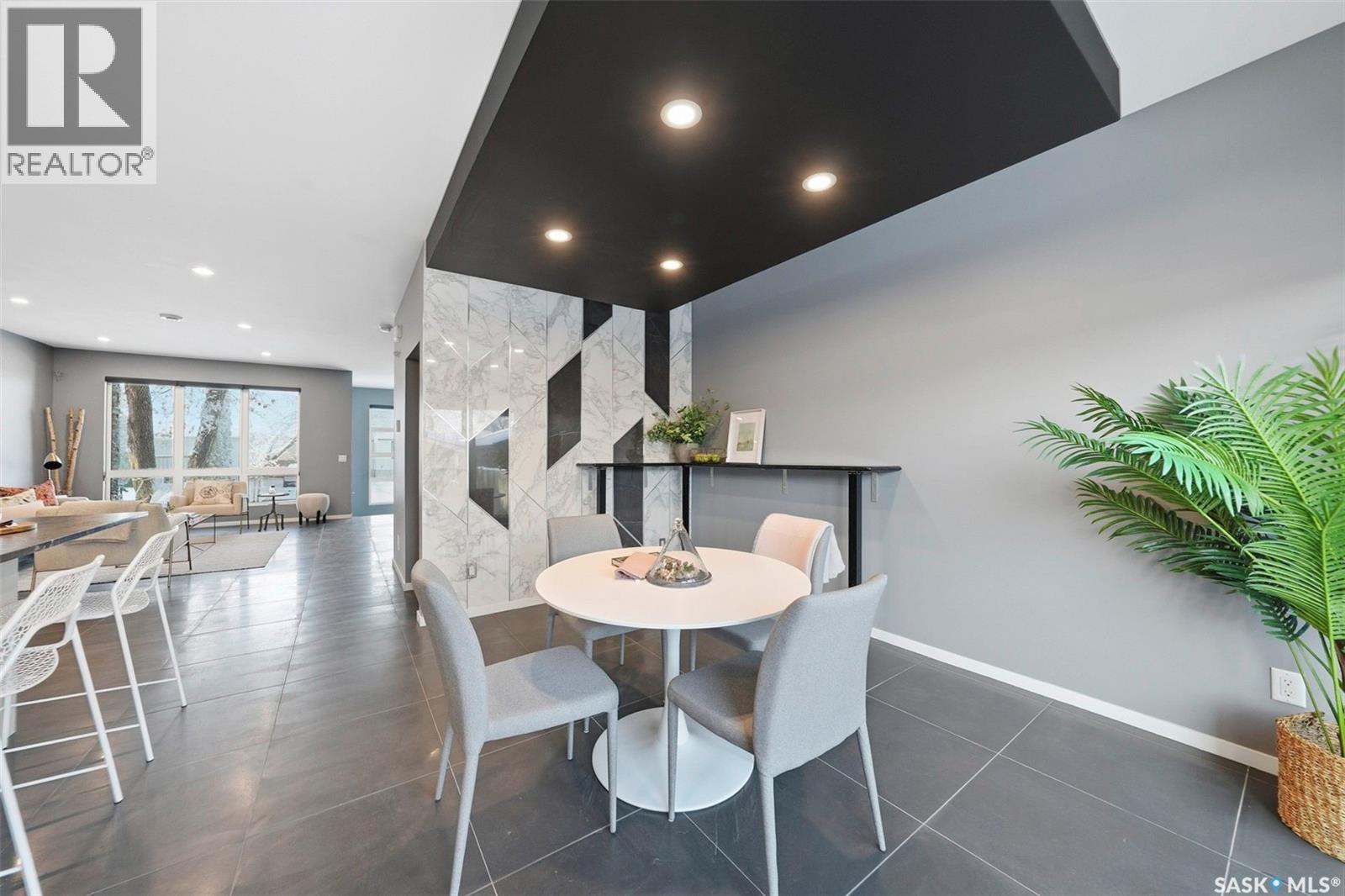 1310 Empress Avenue, Saskatoon, SK - Indoor Photo Showing Dining Room