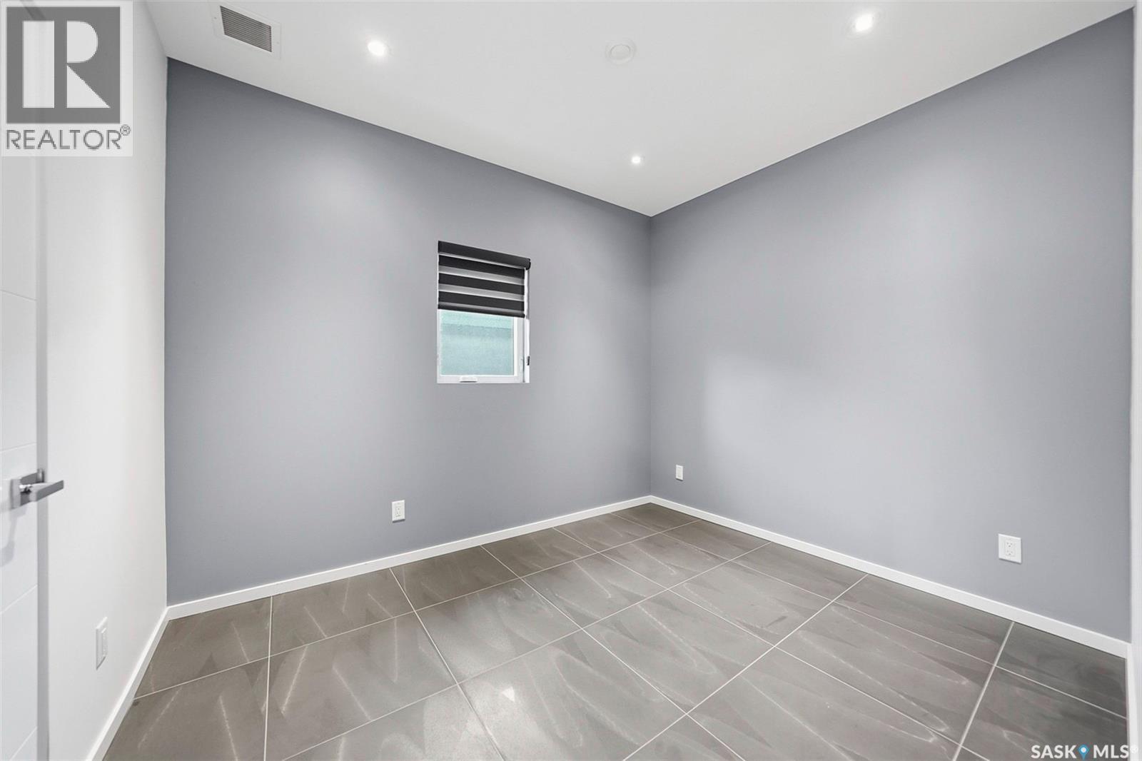 1310 Empress Avenue, Saskatoon, SK - Indoor Photo Showing Other Room