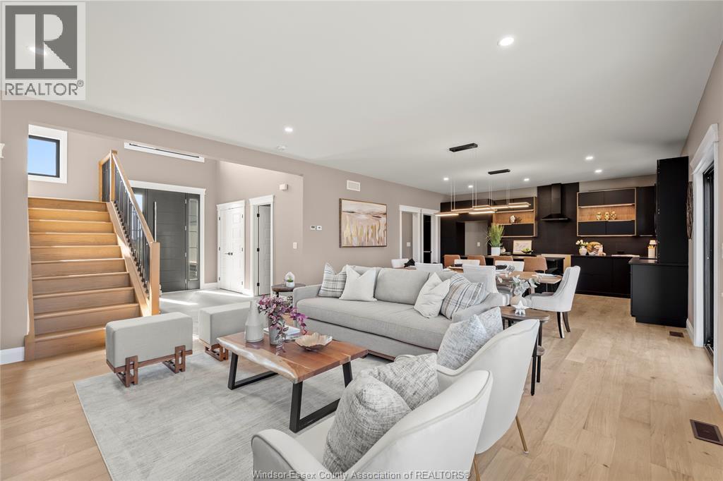 4512 Ursula, Comber, ON - Indoor Photo Showing Living Room