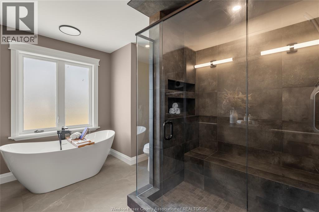 4512 Ursula, Comber, ON - Indoor Photo Showing Bathroom