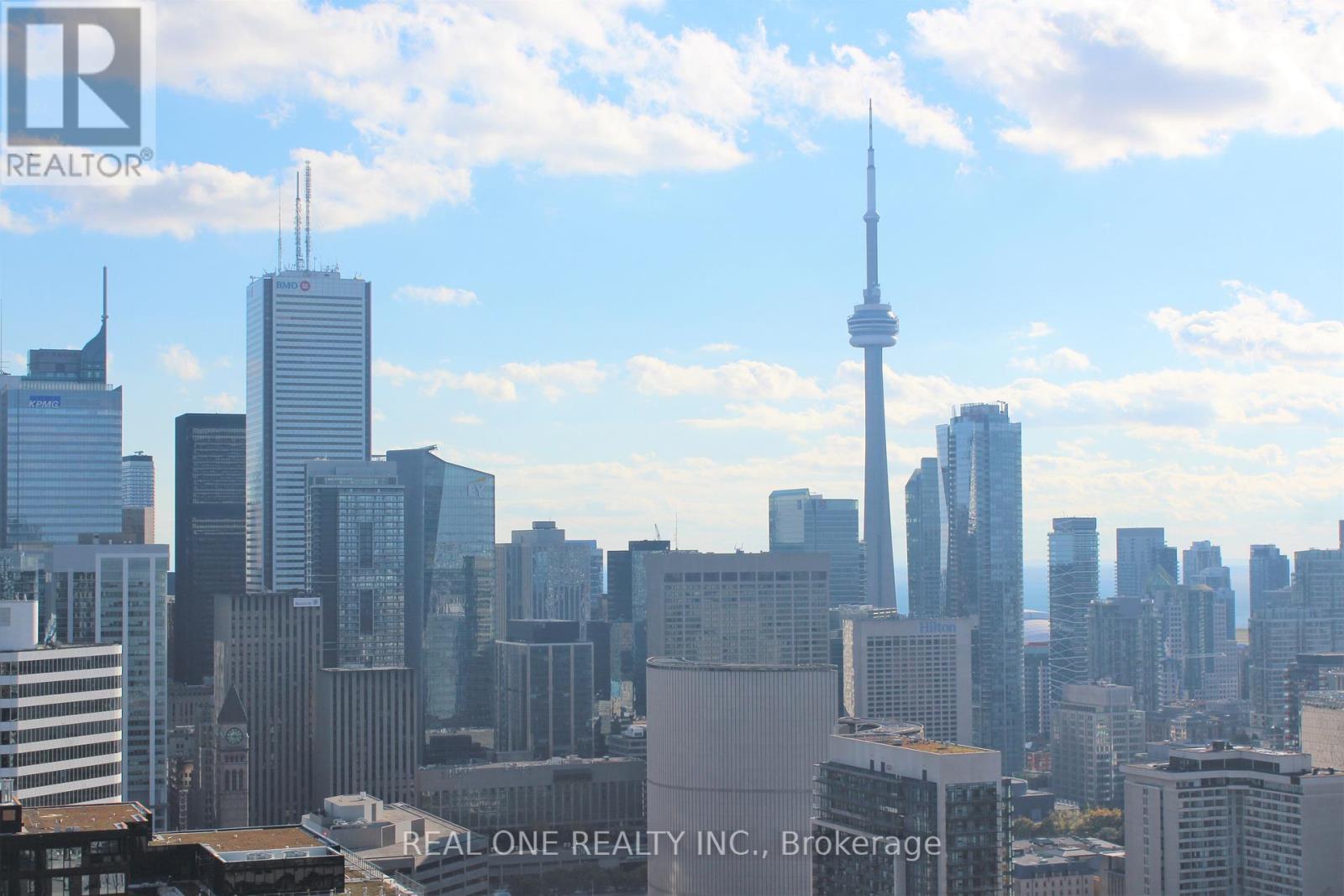 4010 - 386 Yonge Street, Toronto, ON - Outdoor With View