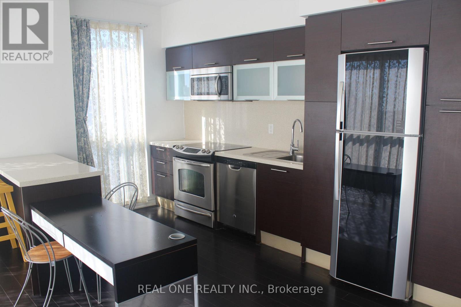 4010 - 386 Yonge Street, Toronto, ON - Indoor Photo Showing Kitchen With Upgraded Kitchen