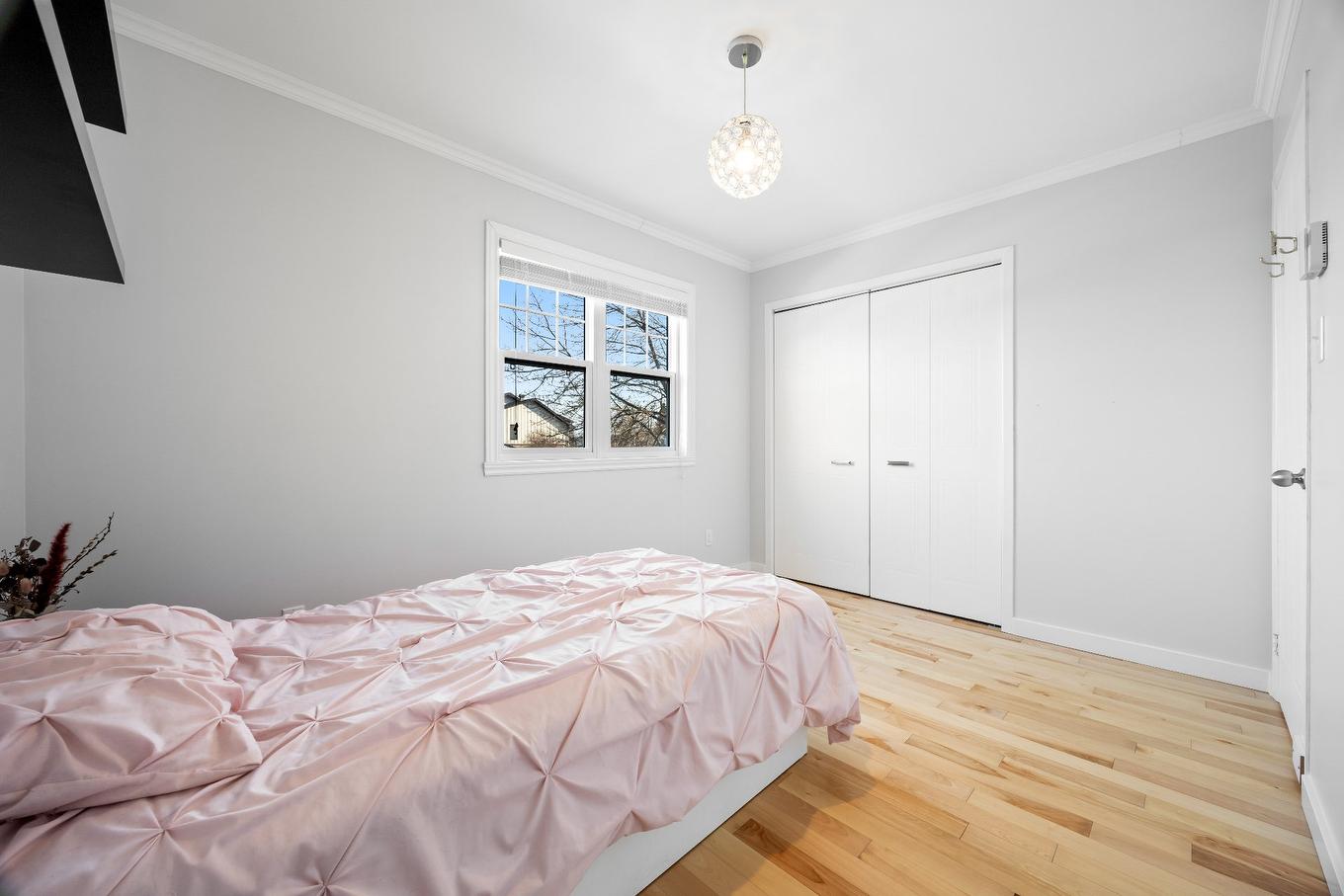 Bedroom - 475 Boul. Des Prés-Verts, La Prairie, QC - Indoor Photo Showing Bedroom