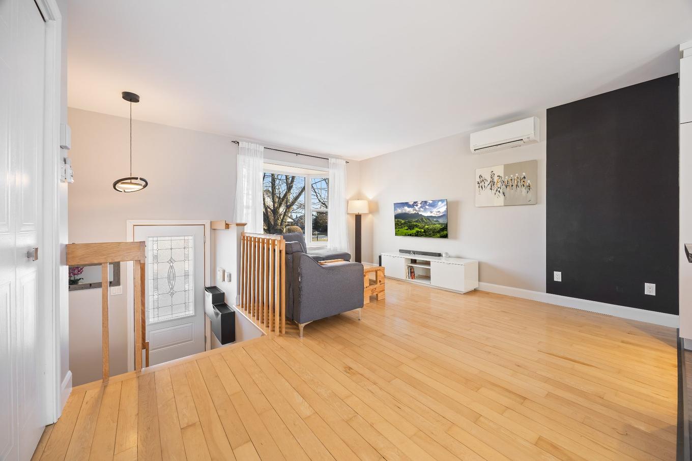 Overall view - 475 Boul. Des Prés-Verts, La Prairie, QC - Indoor