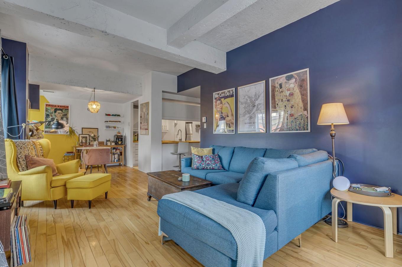 Salon - 204-282 Rue St-Joseph E., Québec (La Cité-Limoilou), QC - Indoor Photo Showing Living Room