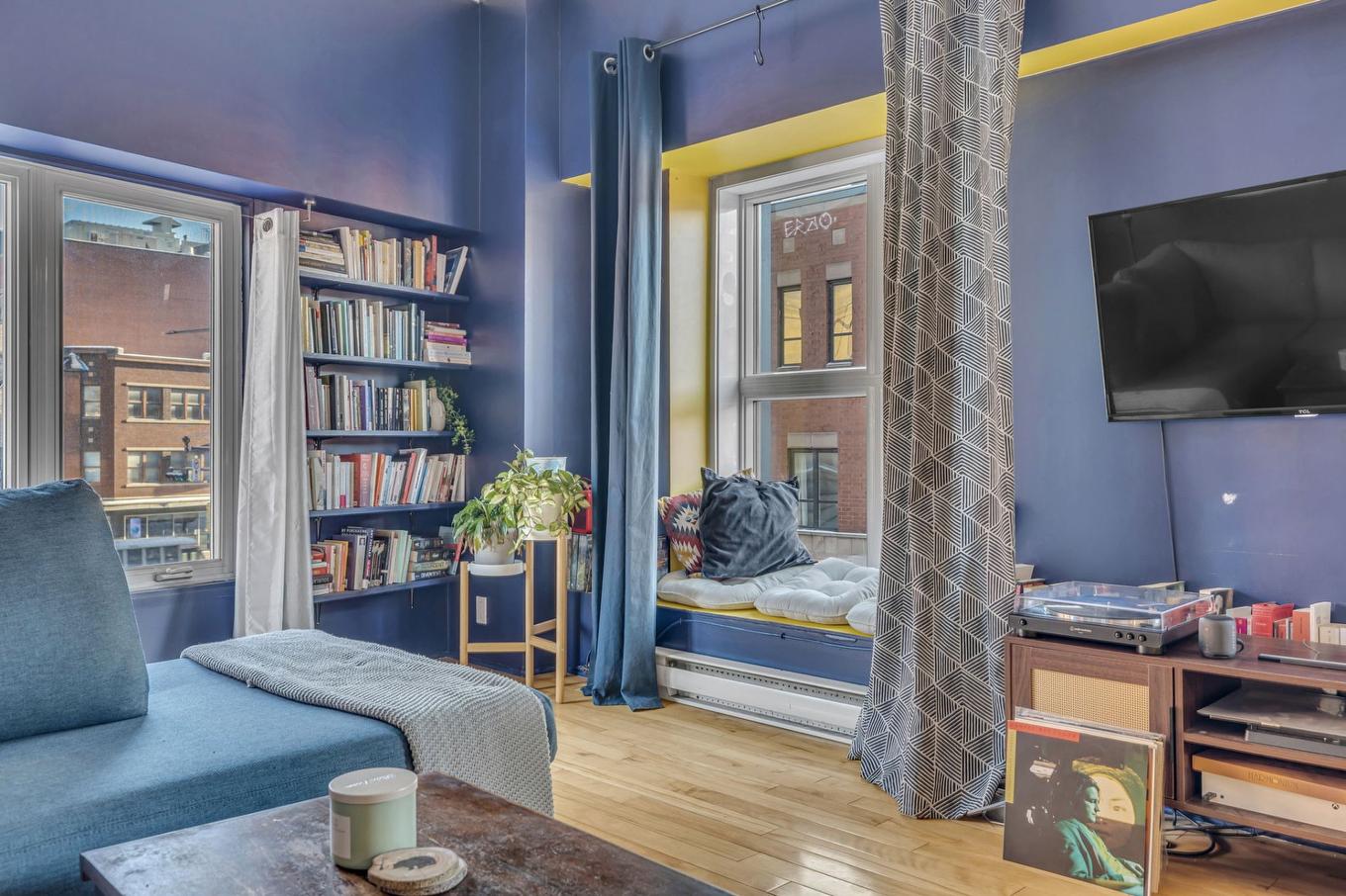 Boudoir - 204-282 Rue St-Joseph E., Québec (La Cité-Limoilou), QC - Indoor