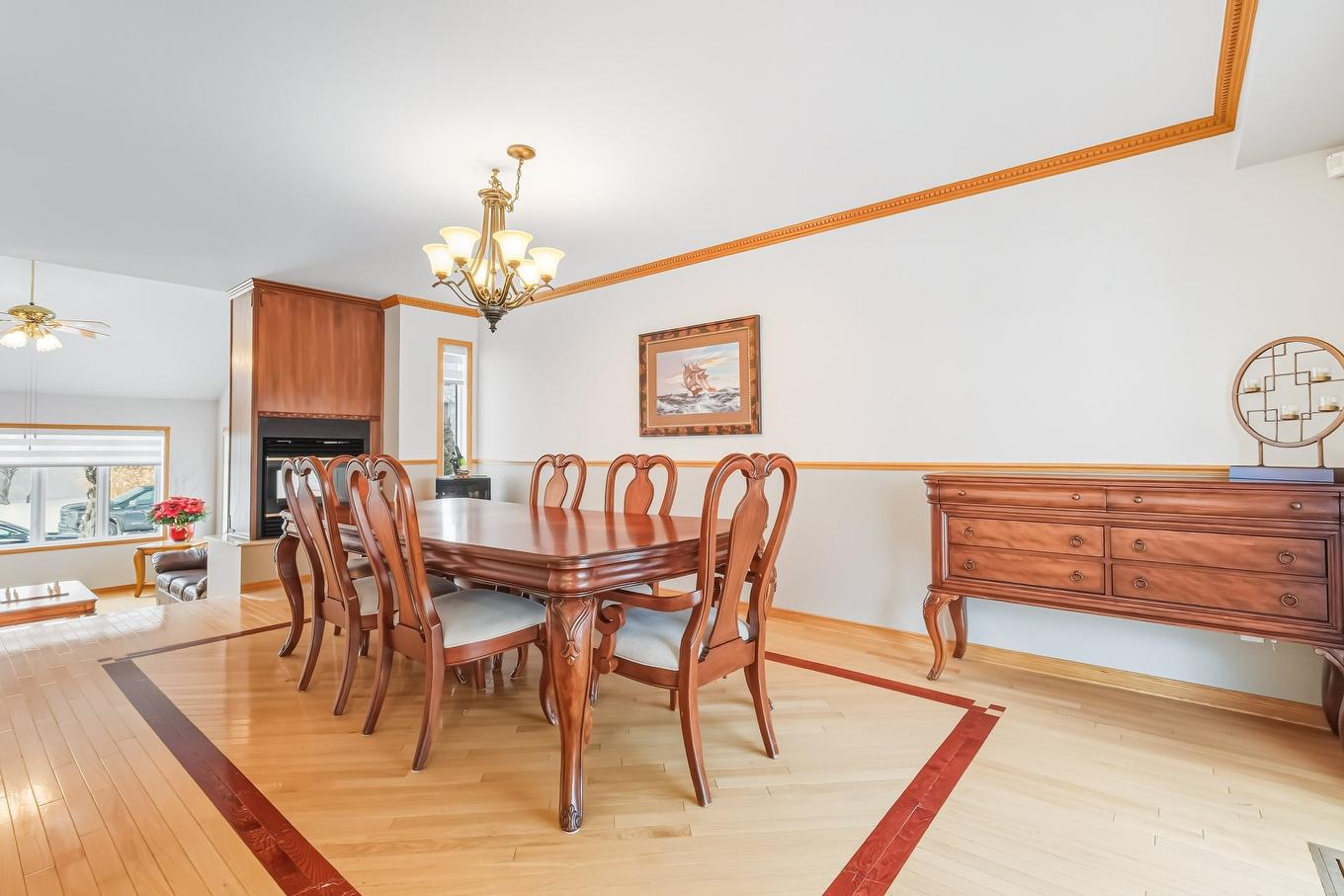 Dining room - 565 Rue Des Tulipes, La Prairie, QC - Indoor Photo Showing Dining Room
