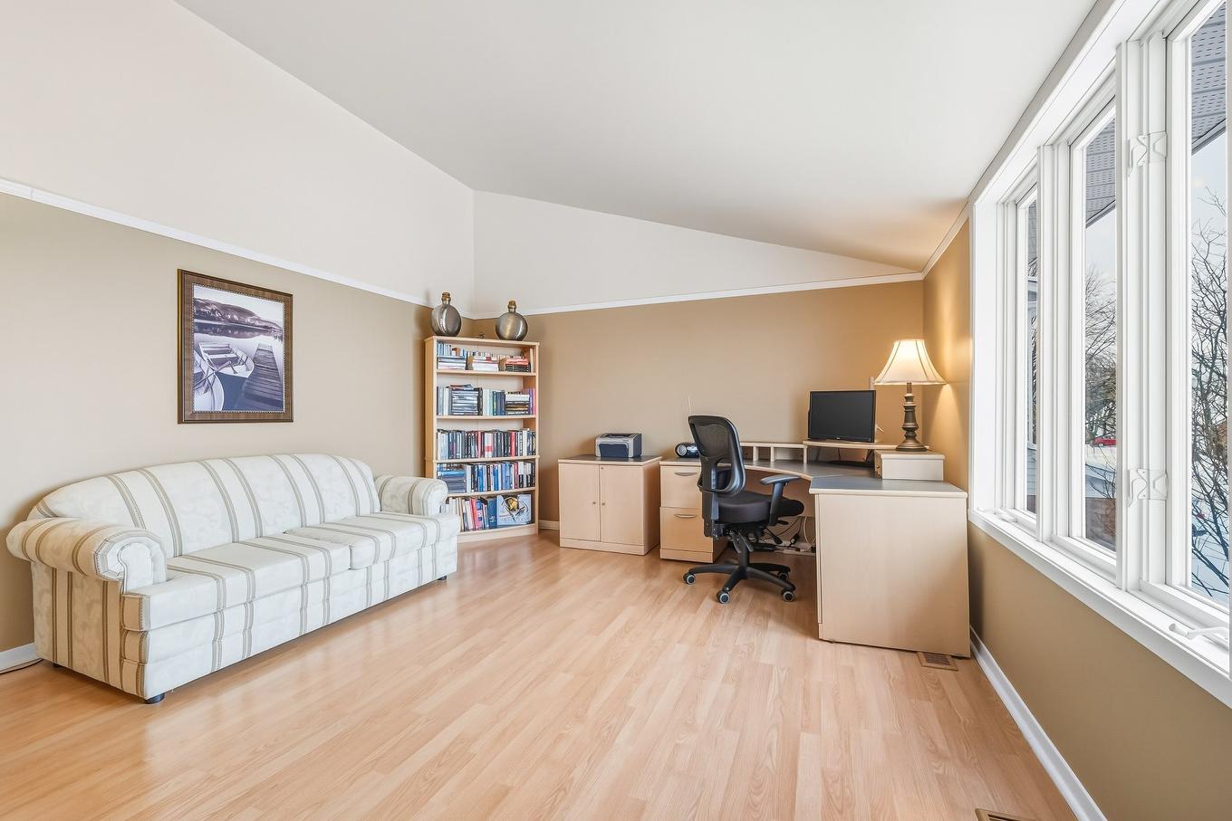 Bedroom - 565 Rue Des Tulipes, La Prairie, QC - Indoor Photo Showing Office