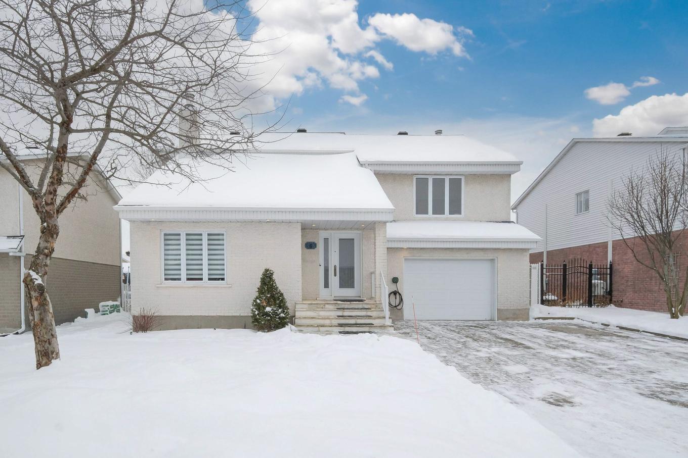 Frontage - 565 Rue Des Tulipes, La Prairie, QC - Outdoor With Facade