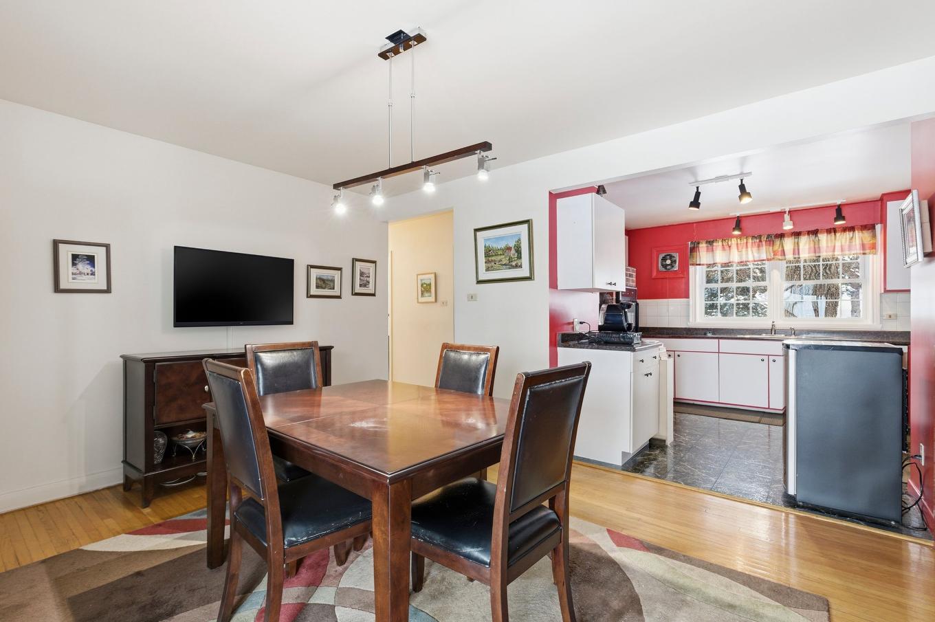 Vue d'ensemble - 5107 Rue Aquila, Montréal (Pierrefonds-Roxboro), QC - Indoor Photo Showing Dining Room