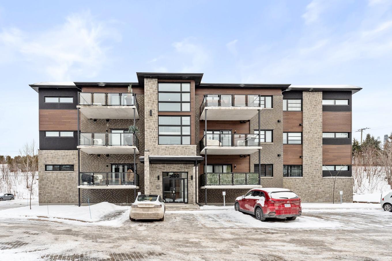 Façade - 411-17905 Rue Du Grand-Prix, Mirabel, QC - Outdoor With Facade