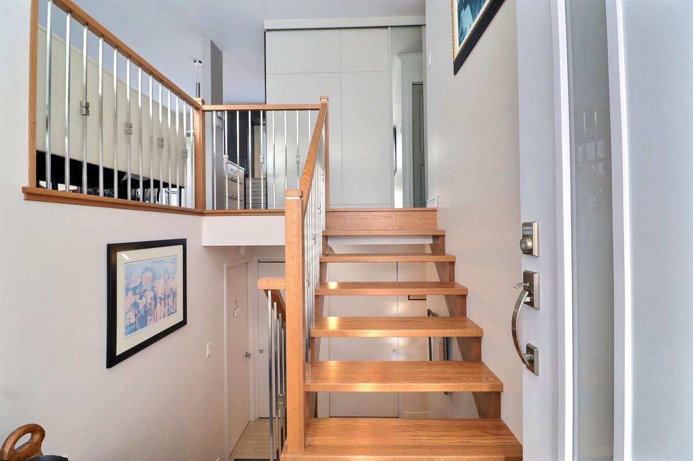 Hall - 281 Rue Du Valais, Québec (Charlesbourg), QC - Indoor Photo Showing Other Room