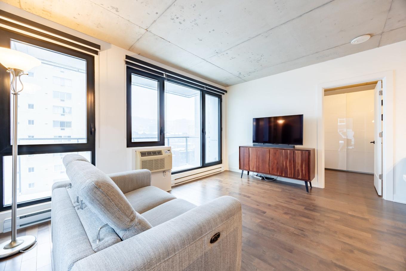 Living room - 1002-1414 Rue Chomedey, Montréal (Ville-Marie), QC - Indoor Photo Showing Living Room