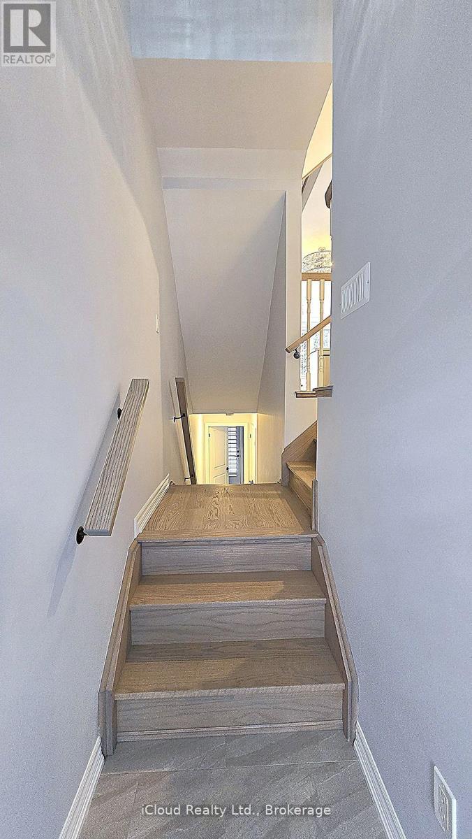 43 Mantello Drive, Toronto, ON - Indoor Photo Showing Other Room