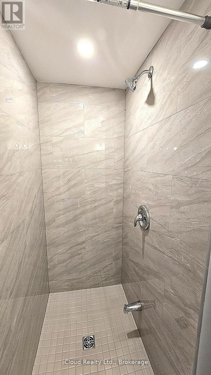 43 Mantello Drive, Toronto, ON - Indoor Photo Showing Bathroom