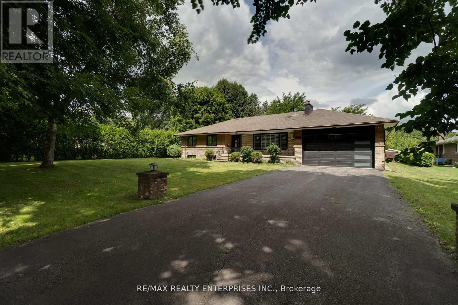 2037 Lynchmere Avenue, Mississauga, ON - Outdoor