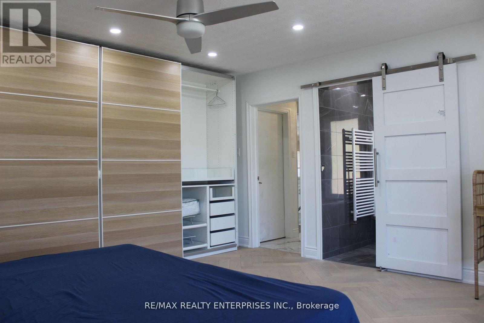 2037 Lynchmere Avenue, Mississauga, ON - Indoor