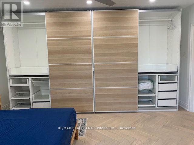 2037 Lynchmere Avenue, Mississauga, ON - Indoor Photo Showing Other Room