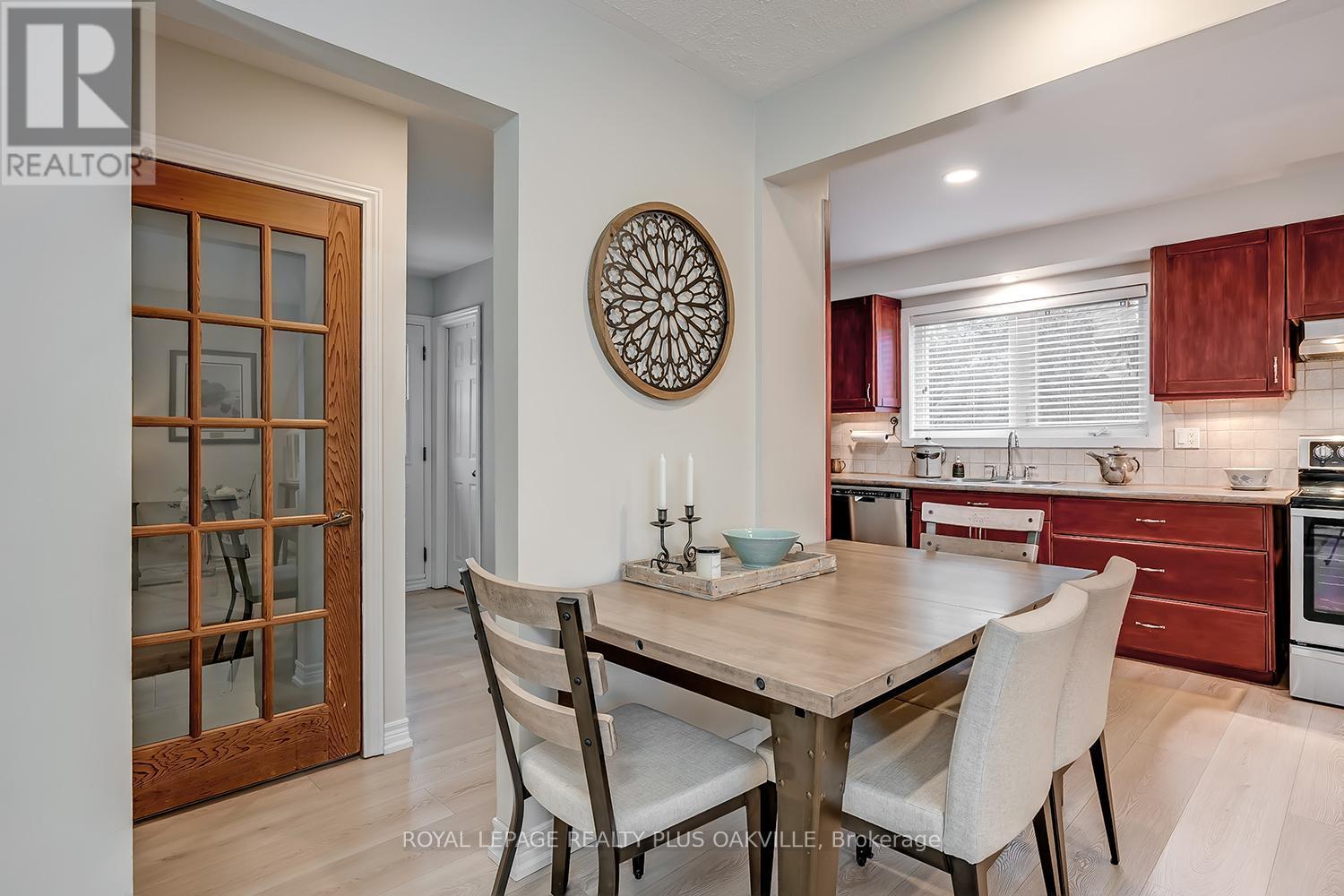 1343 Janina Boulevard, Burlington, ON - Indoor