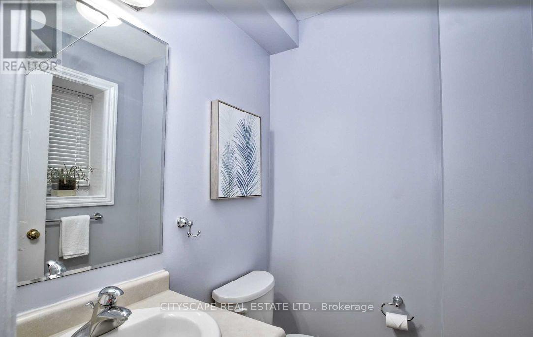 44 Gees Way, Cambridge, ON - Indoor Photo Showing Bathroom