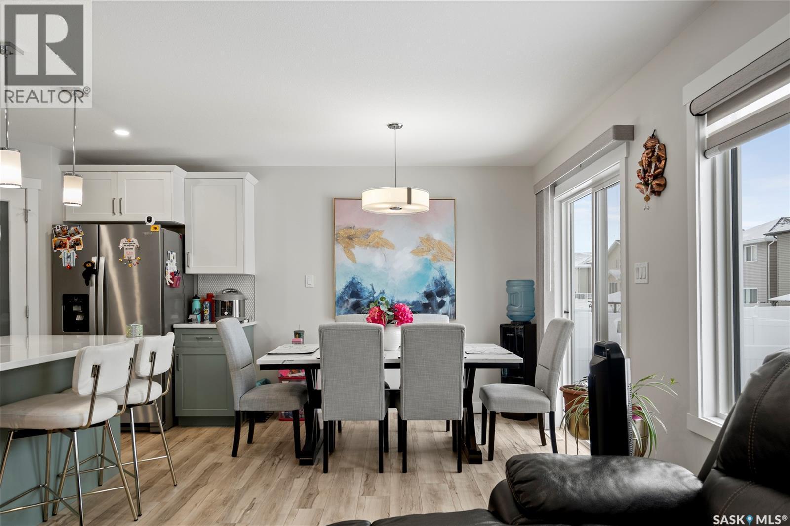 4000 Waterer Street, Regina, SK - Indoor Photo Showing Dining Room