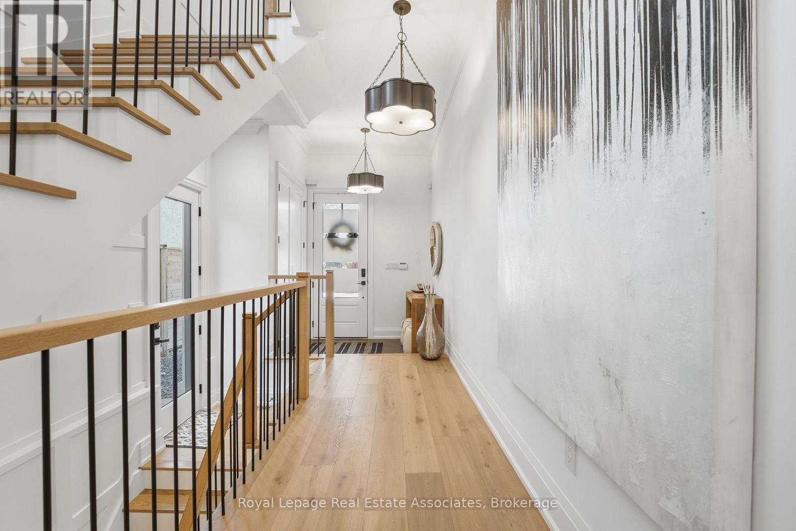 1042 Meredith Avenue, Mississauga, ON - Indoor Photo Showing Other Room