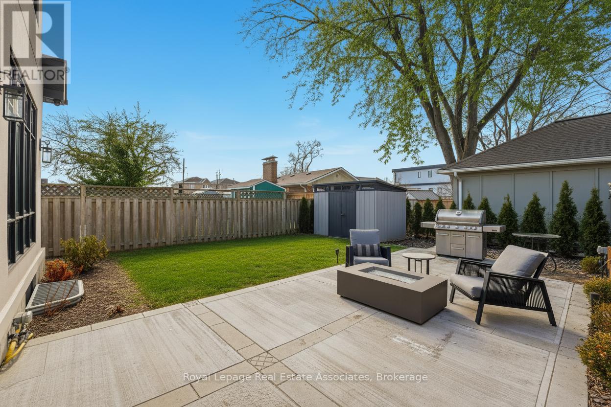 1042 Meredith Avenue, Mississauga, ON - Outdoor