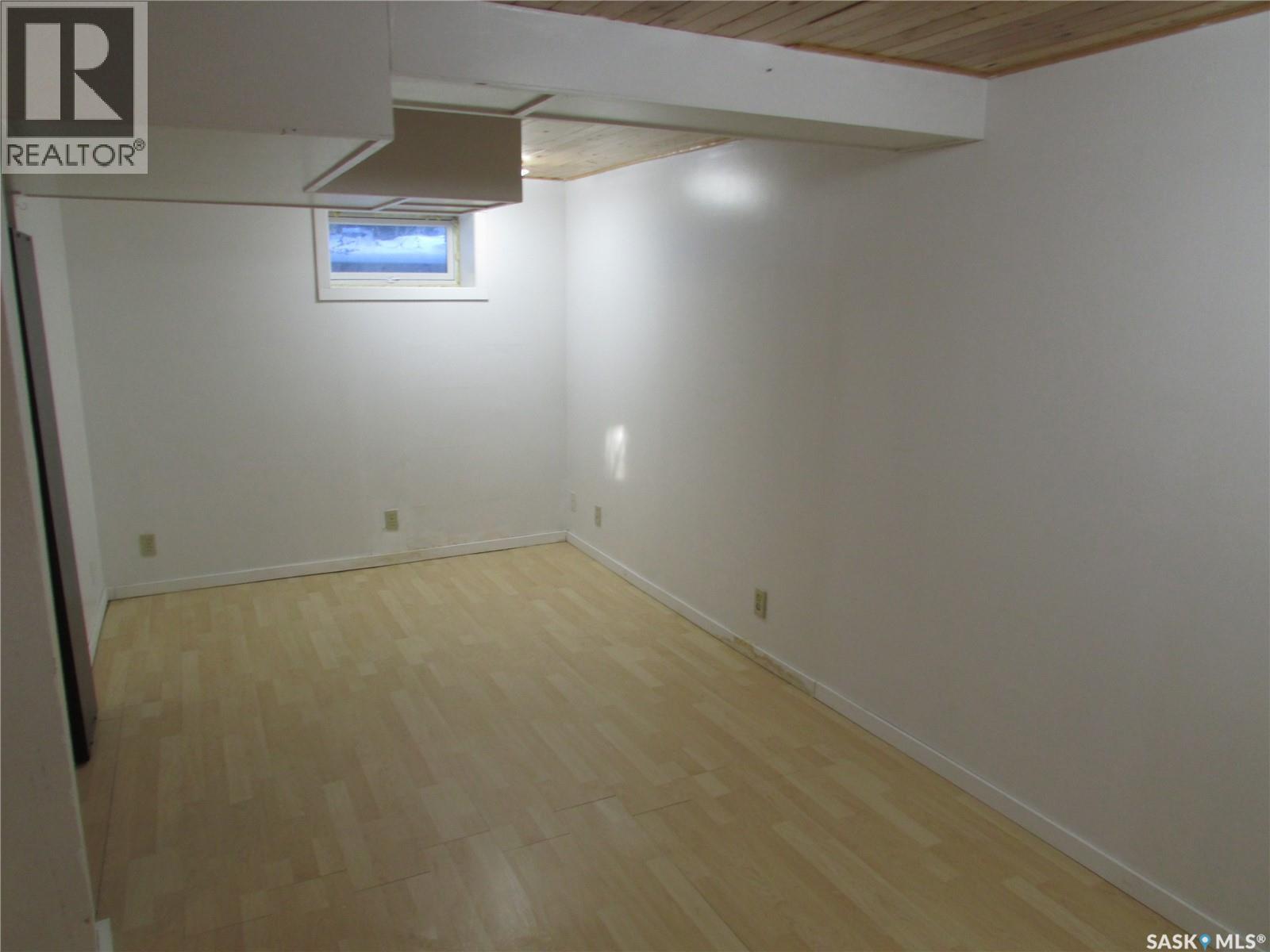 2678 Robinson Street, Regina, SK - Indoor