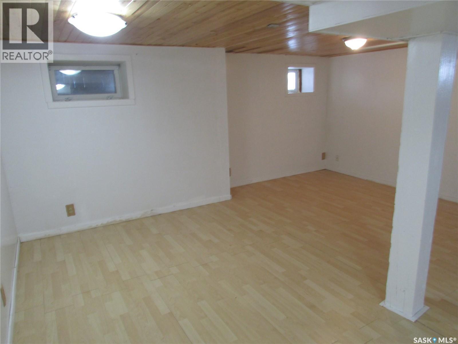 2678 Robinson Street, Regina, SK - Indoor