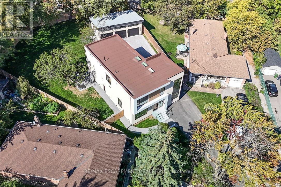 28 Dunsmore Gardens, Toronto, ON - Outdoor