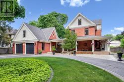 335 LAKESHORE ROAD W Oakville, ON L6K 1G3