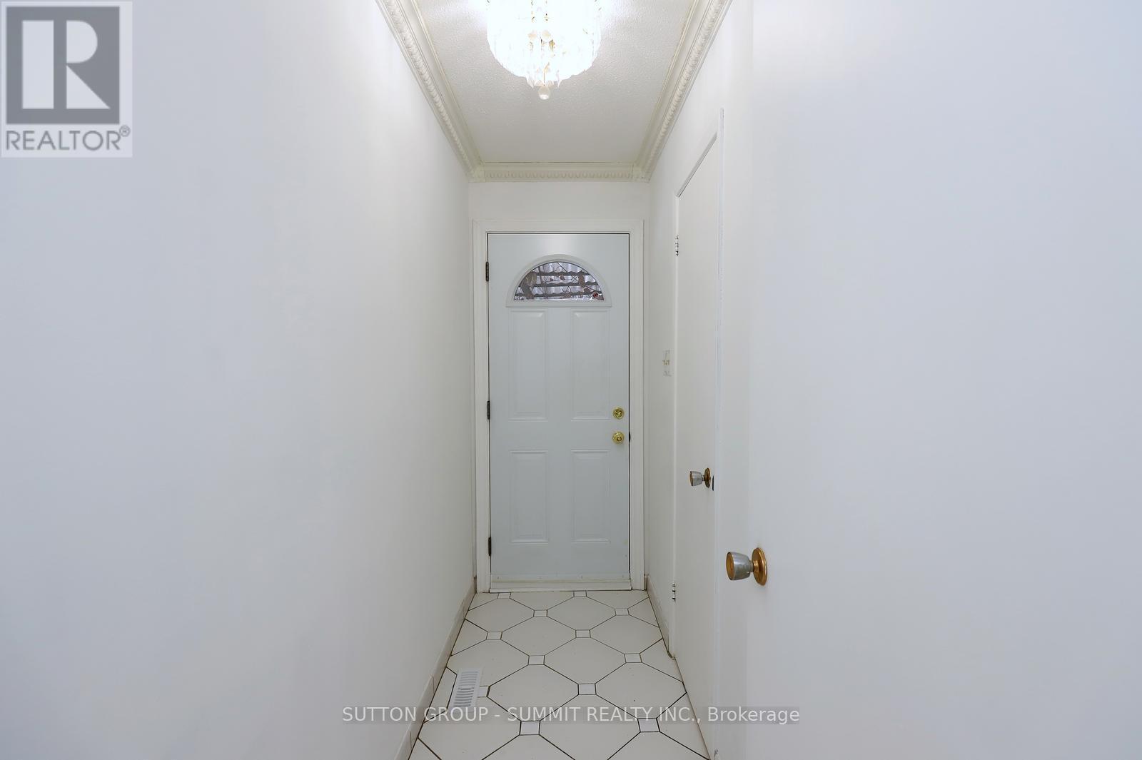 420 Appledore Crescent, Mississauga, ON - Indoor Photo Showing Other Room